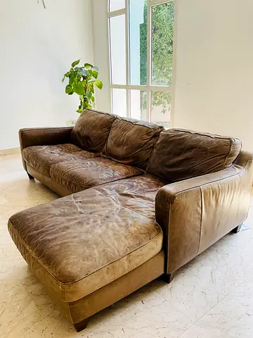 Used Brown Leather L-Shaped Sofa with Chaise - Comfortable Seating
