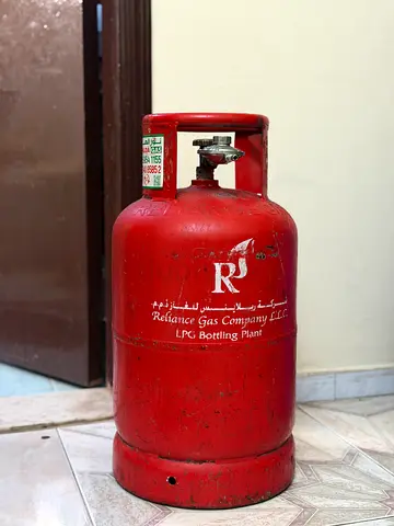 LPG Gas Cylinder - Standard Red 11kg Sharhah/Ajman (Good Working Condition)