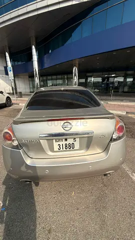 Nissan Altima 2009 GCC Specs - Well Maintained