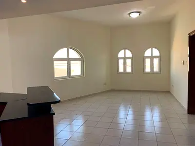 Hot Deal | Large 1BHK | Vacant | 2 Mins To Metro