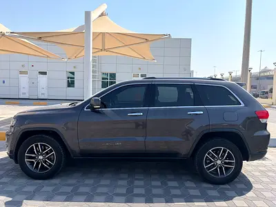 Jeep Grand Cherokee 2017 Limited GCC Specs v6