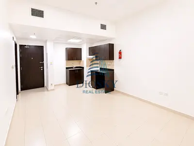 Spacious | Well Mainained | Prime Location