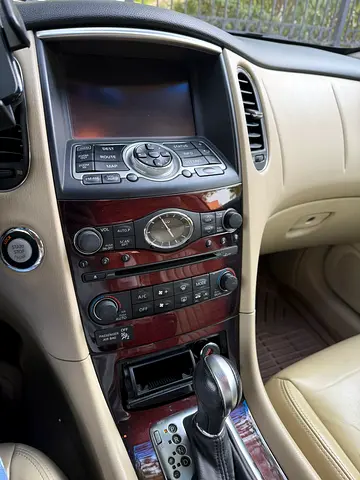 صورة 5 لـ 2018 Infiniti QX50