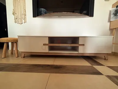 Tv unit