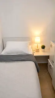 Cheap private room available from 1st September