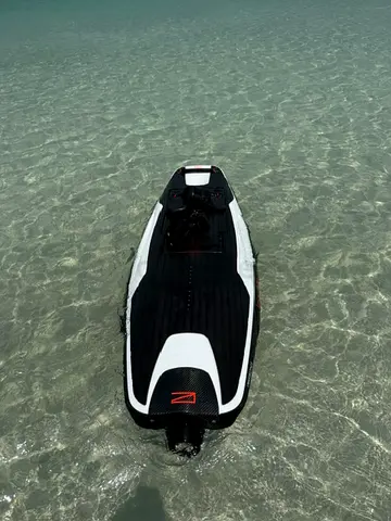 AWAKE RÄVIK S Electric Surfboard + XR 4 Battery | Like New | 16-Month Warranty