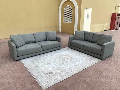 Looking Great Condition Crate&Barrel 3+2 Sofa Sets