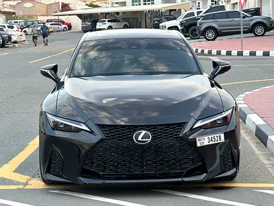صورة 2 لـ 2023 Lexus IS-SERIES