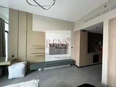Elegant Studio | Great Deal | Modern Living