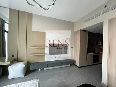 Elegant Studio | Great Deal | Modern Living