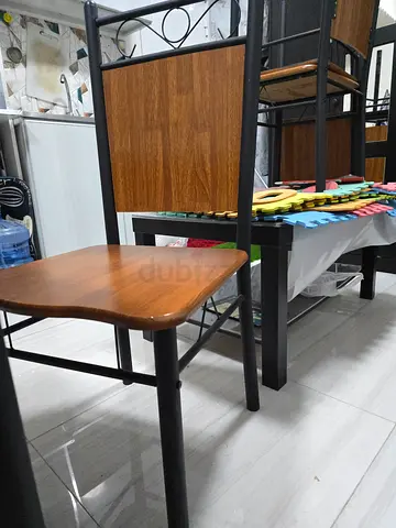 Dining chairs (set of 3)