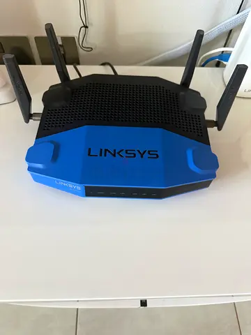 Linksys WRT1900AC Dual-Band+ Wi-Fi Wireless Router with Gigabit & USB 3.0 Ports and eSATA, WiFi