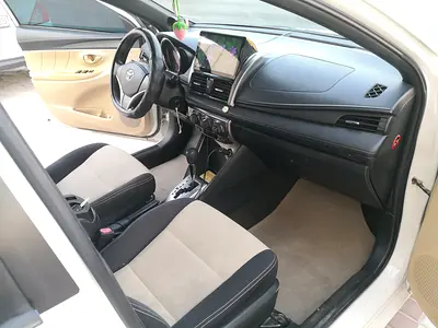 2016 Toyota YARIS 照片 4