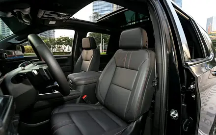 2025 Chevrolet TAHOE 照片 5