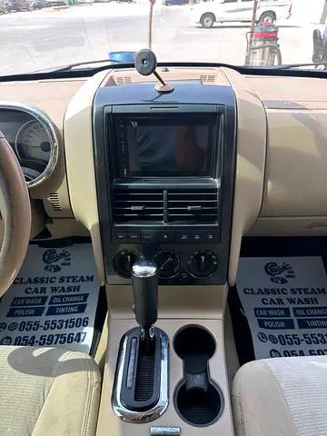 2010 FORD EXPLORER 照片 6