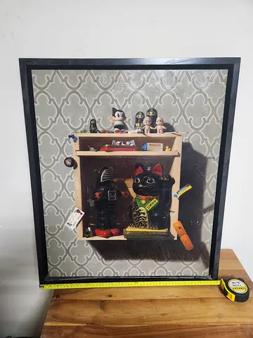 Original Oil Painting by Samuel Hung – Family of Trinkets #2 (Black Robby vs Black Neko), 2014