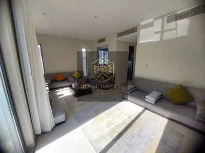 فيلا كورنر جاهزه للسكن بمساحه كبيره وموقع مميز