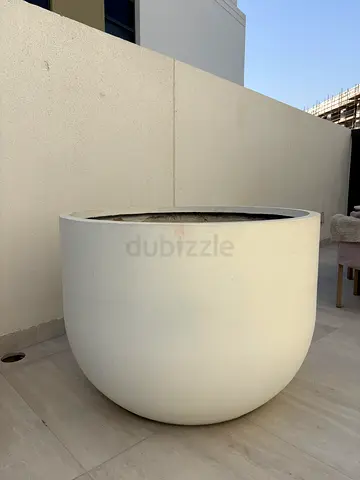 Extra Large Premium GRP / Fiberglass Round Outdoor Planter (110cm x 80cm)