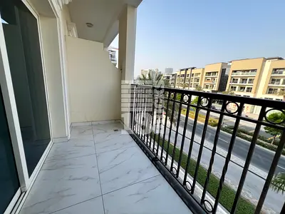 Vacant | Semi Furnished | Community View