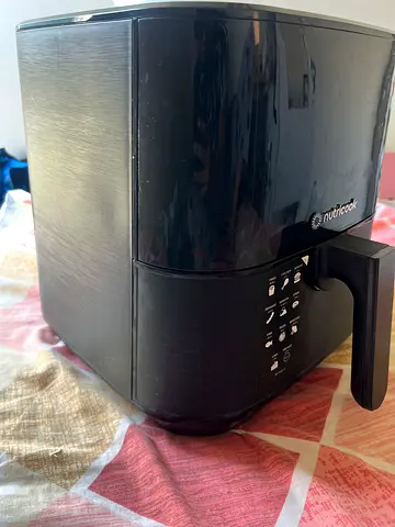 Selling my **Nutricook AF205 5\.5L Air Fryer \| Excellent Condition \| Barely Used**