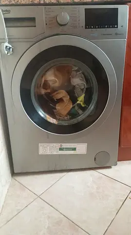 Used Beko Front Load Washing Machine - 7kg, Silver
