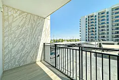 Upcoming | Low Floor | Community View