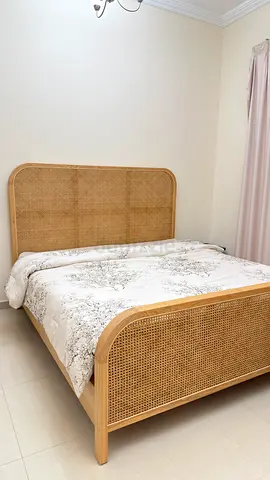 King bed for  sale