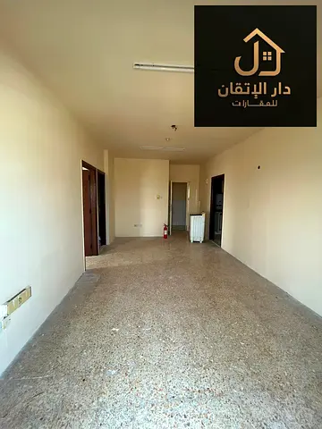 فرصة ذهبية للإيجار | شقه غرفه وصاله منطقه البوطينه موقع حيوي وقريب من جميع الخدمات