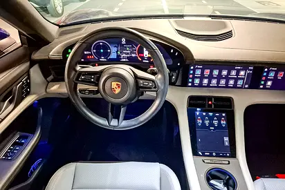 2023 Porsche TAYCAN — миниатюра 10