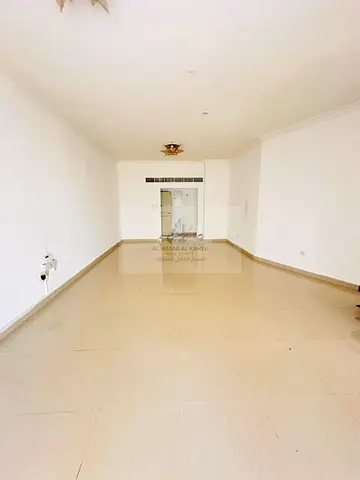 🏡✨ FOR RENT | 3-Bedroom Apartment – Al Majaz 3, Sharjah ✨ 🌟 Prime Location | Beautiful View | Opposite Al Safiya Park | Free Maintenance 📍 Location