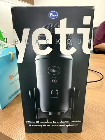 Blue Yeti Blackout USB Microphone for Recording