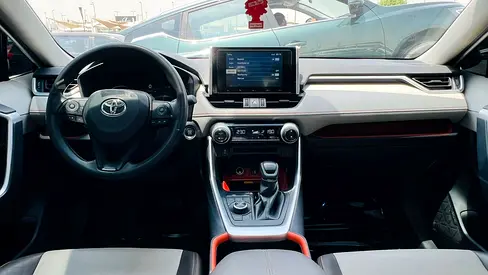 2023 Toyota RAV 4 — фото 13