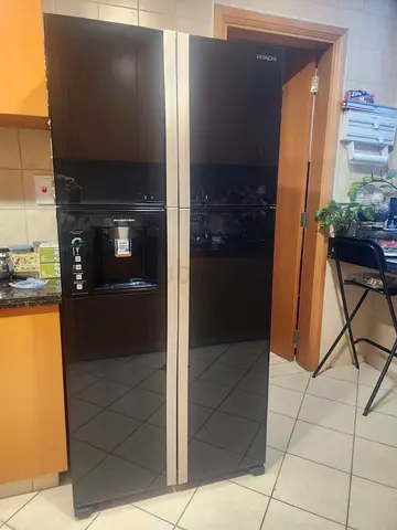 Hitachi Side-by-Side Refrigerator with Ice & Water Dispenser - Black