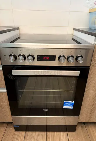 Beko Electric Cooker &
Oven Combo (60x60 cm), excellent condition
