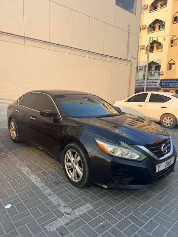 Altima 2016 Black