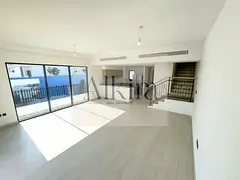 4BED + 3 BATH | MIDDLE UNIT | READY TO MOVE IN