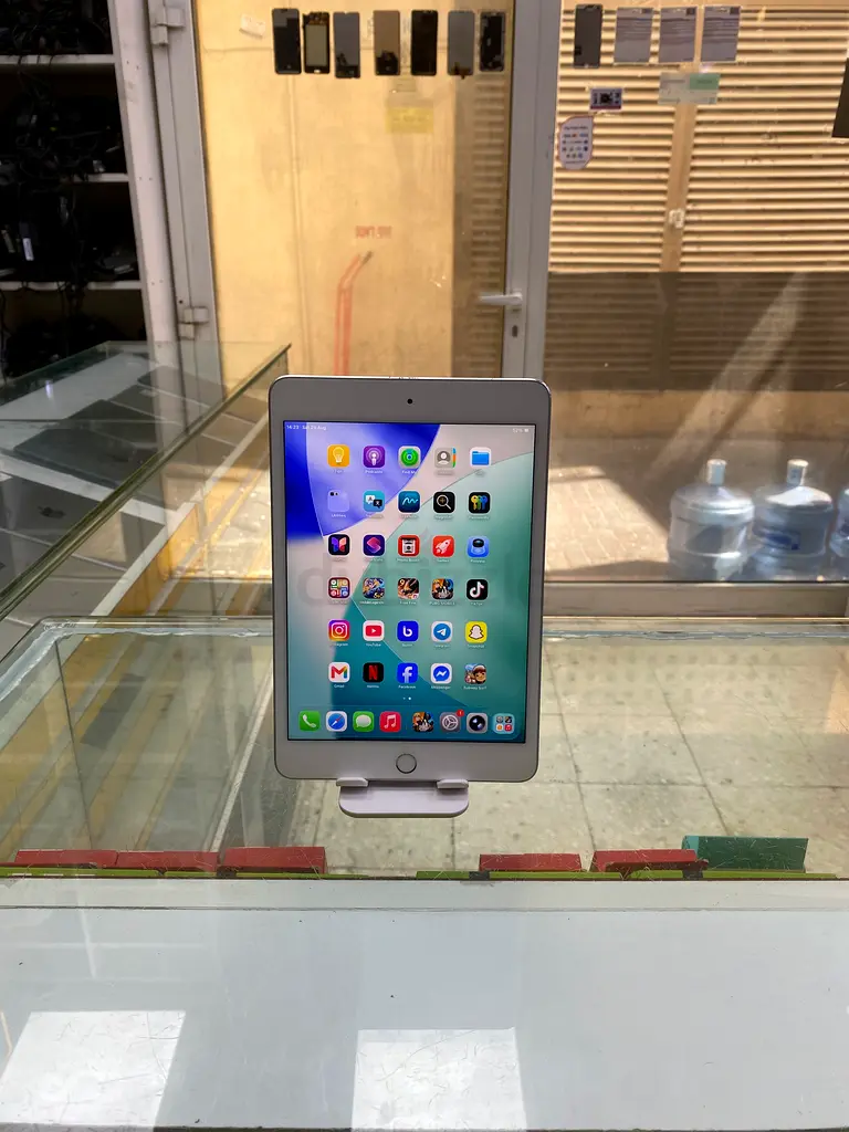 gallery-image