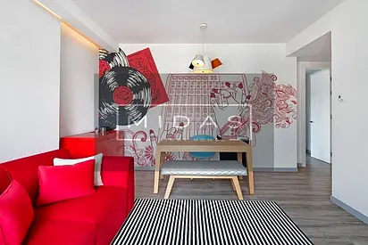 Pet Friendly I City Views I Prime Location