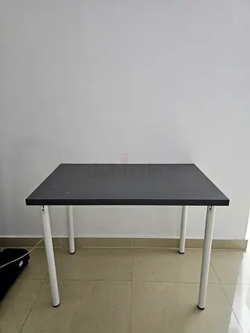 Dining Table with 2 Chairs