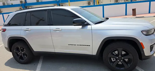 صورة 3 لـ 2023 JEEP GRAND CHEROKEE