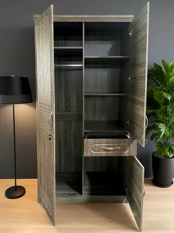 Wardrobe double door selling brand new