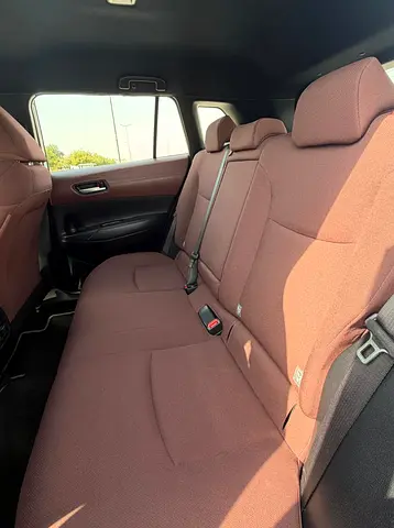 Toyota Corolla Cross GLI, миниатюра 10