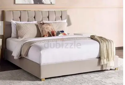 Modern Upholstered Queen Size Bed Frame with Tufted Headboard