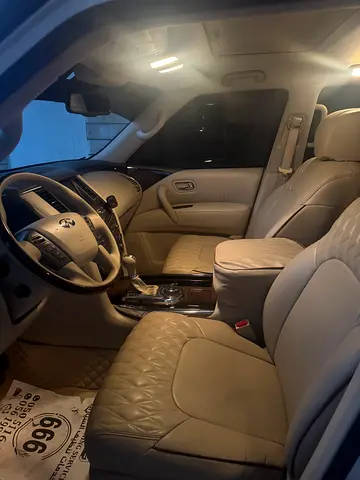 صورة 4 لـ 2014 Infiniti QX80