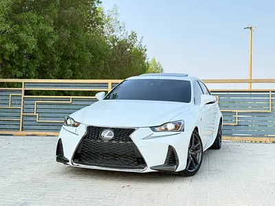 صورة 2 لـ 2018 Lexus IS-SERIES