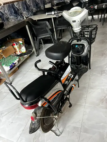Used Electric Moped / E-bike with Basket - Good Working Condition