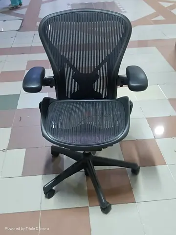 Herman Miller Aeron classic Office Chair (Adjustable, Good Condition) size B, and C available