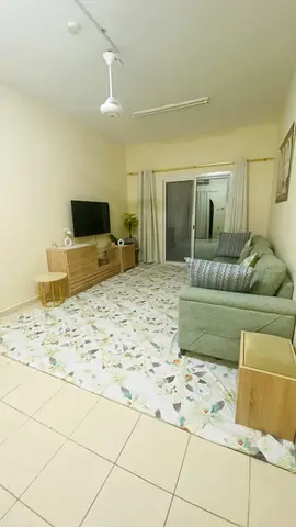 Monthly basis // Fully furnished 1,BHK 2,Bathrooms family flat just 3k in Rolla