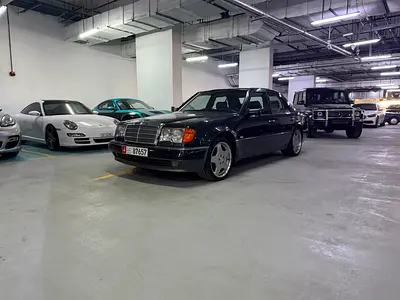 1992 Mercedes-BENZ E-CLASS 照片 1