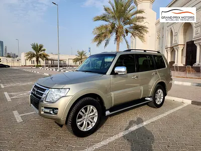 Mitsubishi Pajero GLS V6 3.8 7 Seater 2016 Model GCC Specs With Full Service History